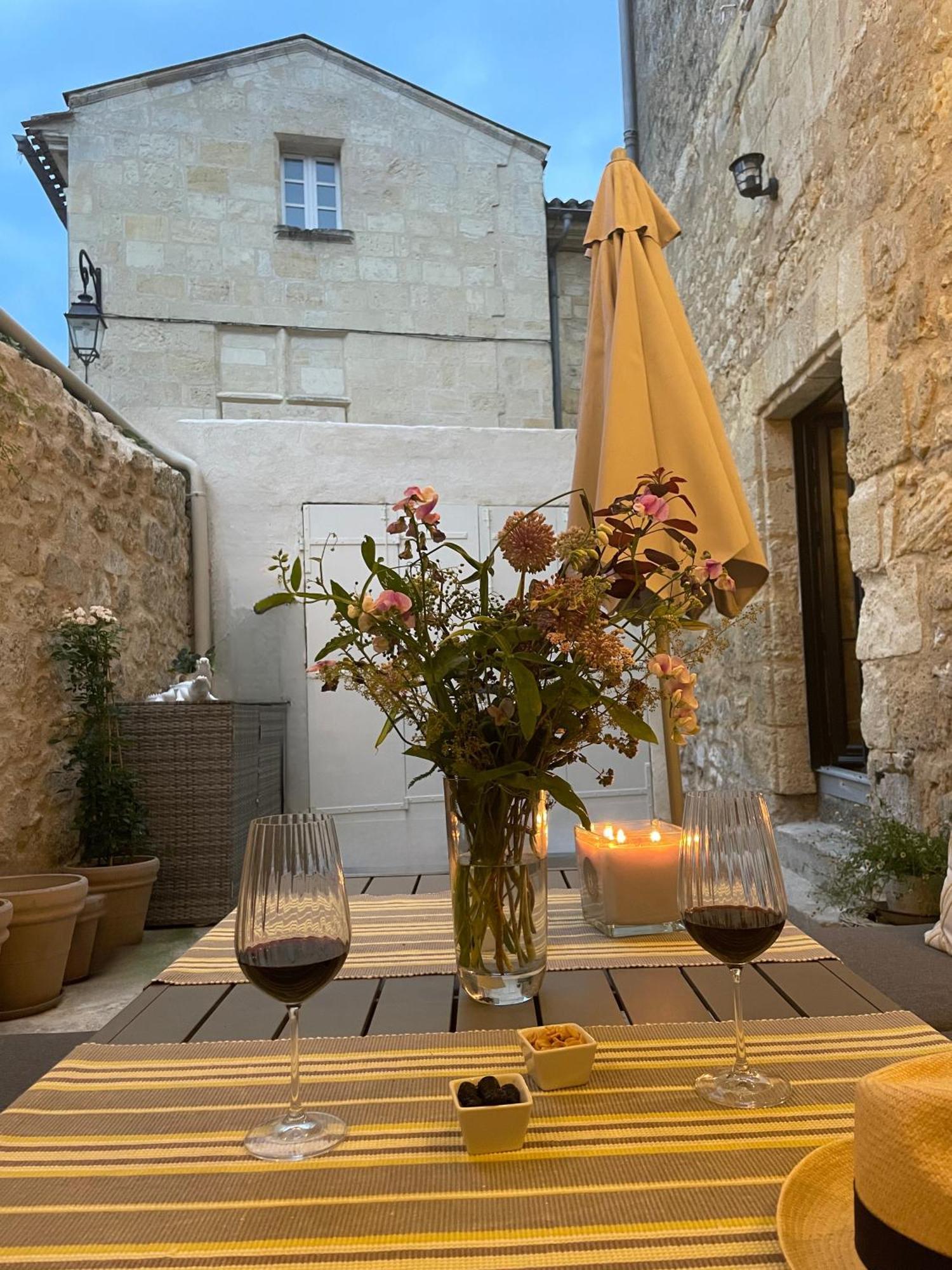 La Maison Du Clocher Saint-Émilion Esterno foto